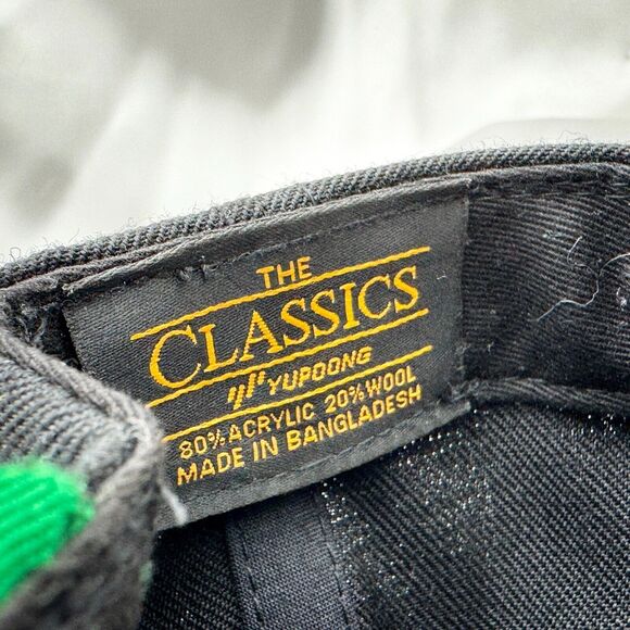 Yupoong Exclusive Game Paris NYC ATL LAX Shield Snapback Hat Black/Green - Picture 6 of 6